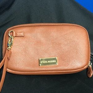 Steve Madden Leather Wristlet wallet